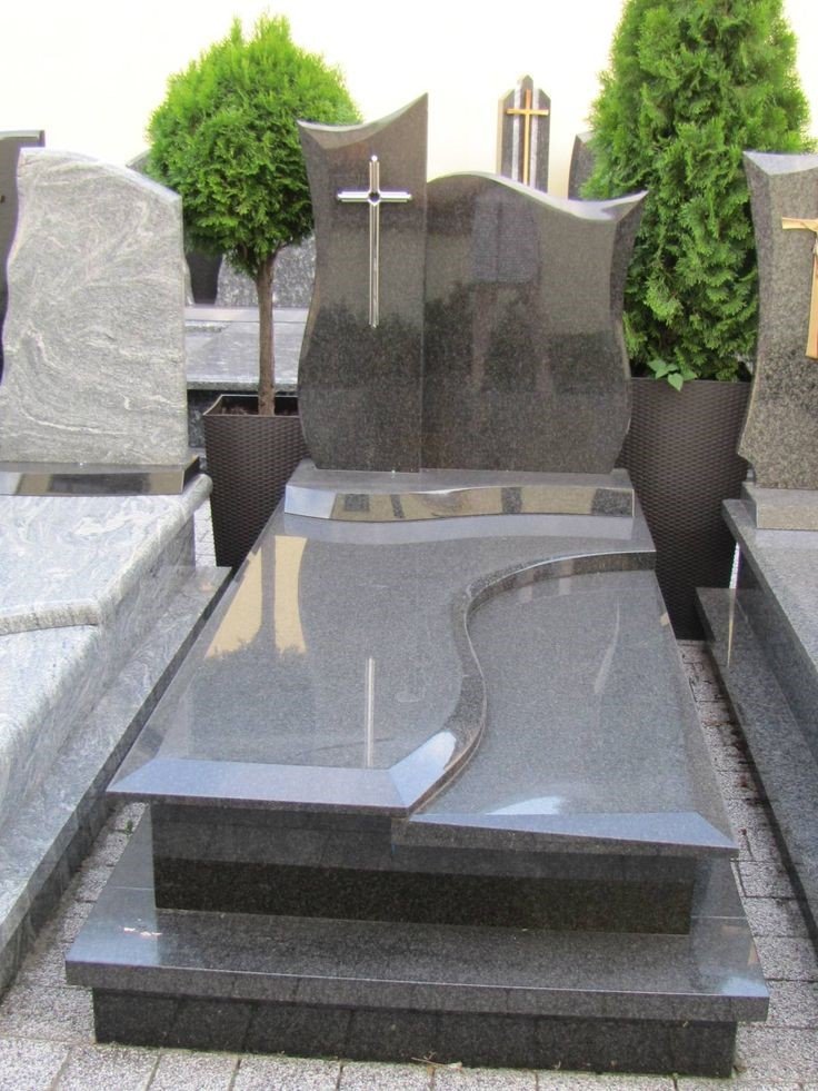 Model de ansamblu funerar prezentat pentru analiză