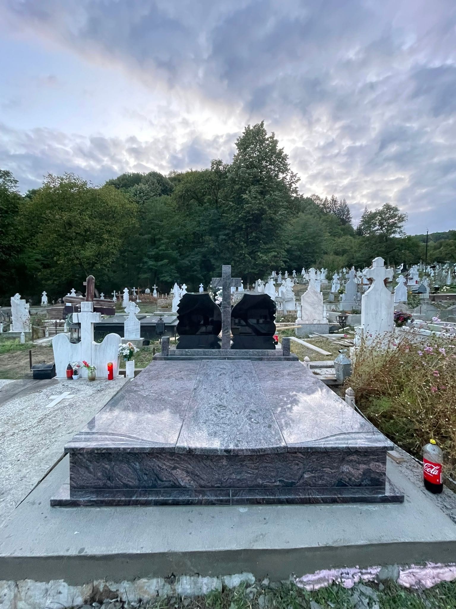 Ansamblu funerar utilizat pentru comparație
