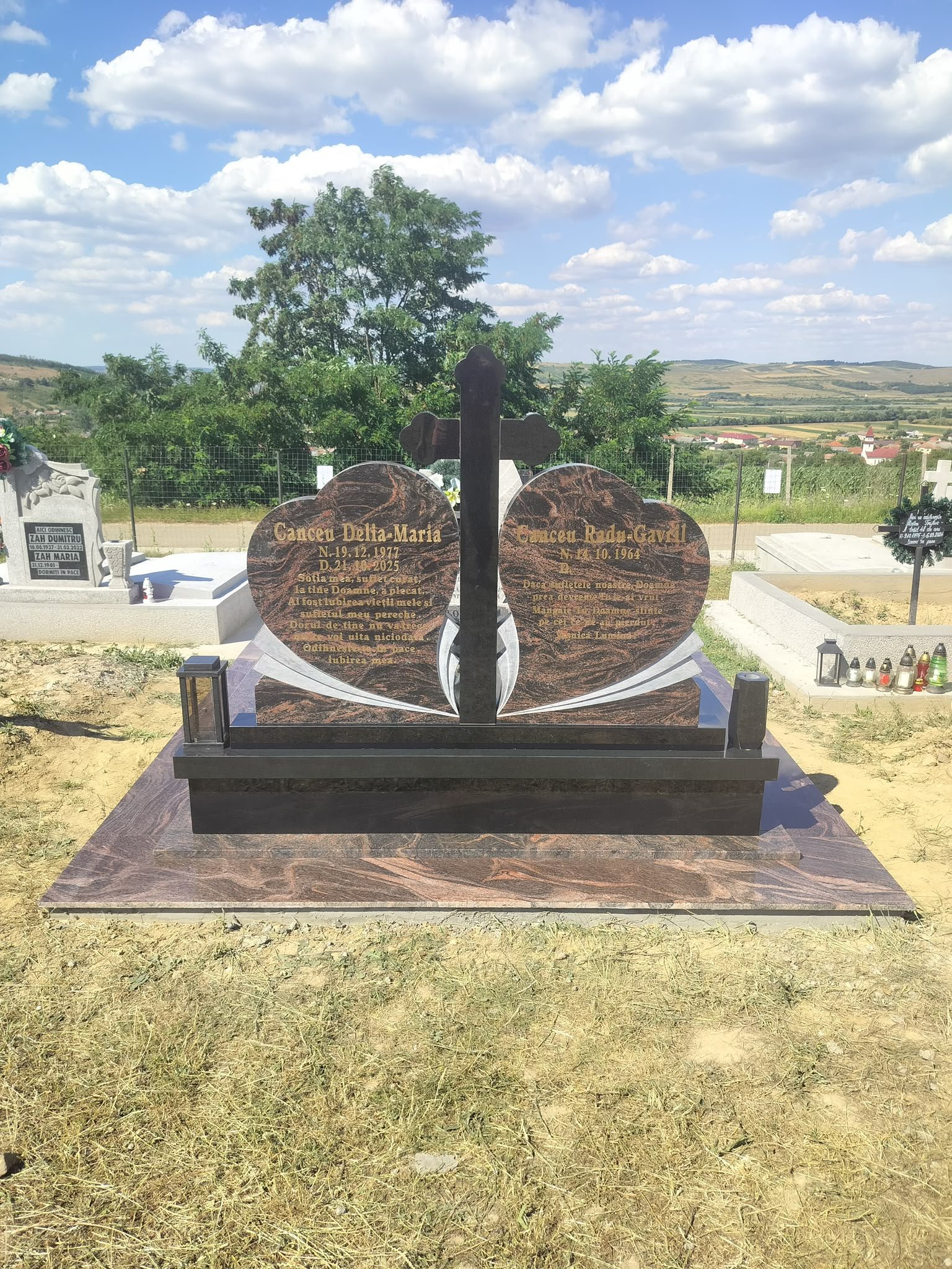 Model de monument funerar utilizat ca referință vizuală