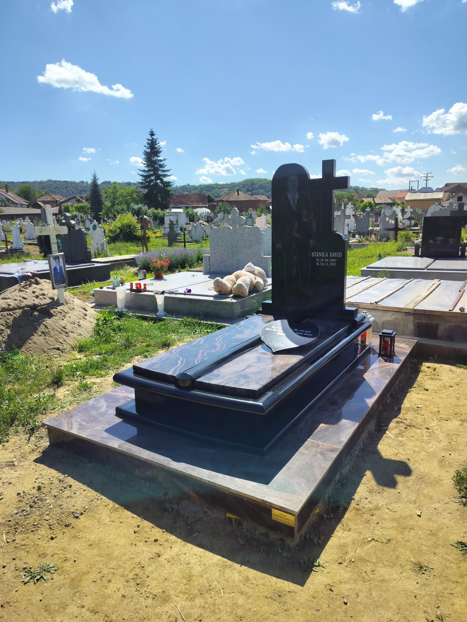 Monument funerar folosit ca model de referință